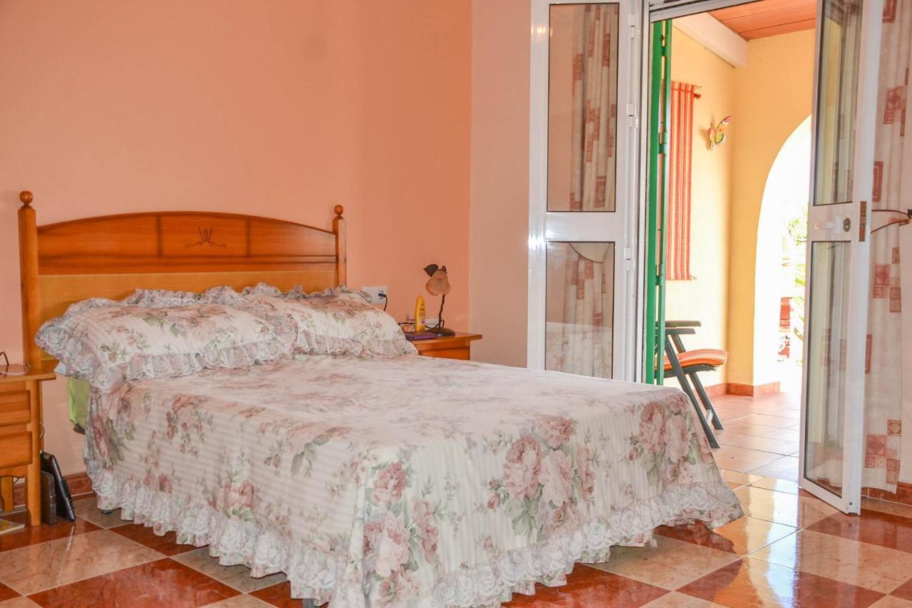Traumhaus Fuer 6 Personen Mit Spektakulaerem Privaten Pool Und Schoenem Ausblick In Die Natur Hozanejos Luaran gambar