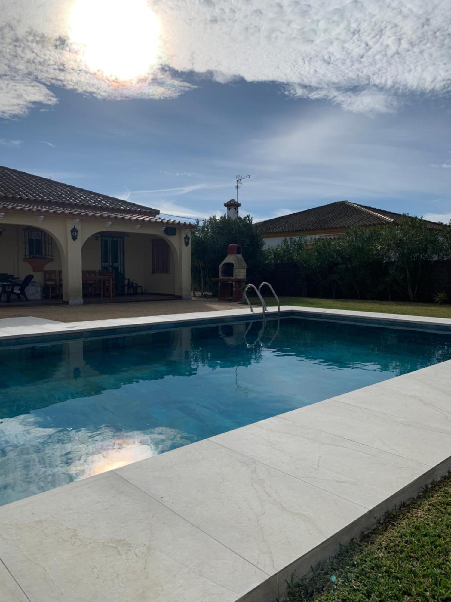 Traumhaus Fuer 6 Personen Mit Spektakulaerem Privaten Pool Und Schoenem Ausblick In Die Natur Hozanejos Luaran gambar
