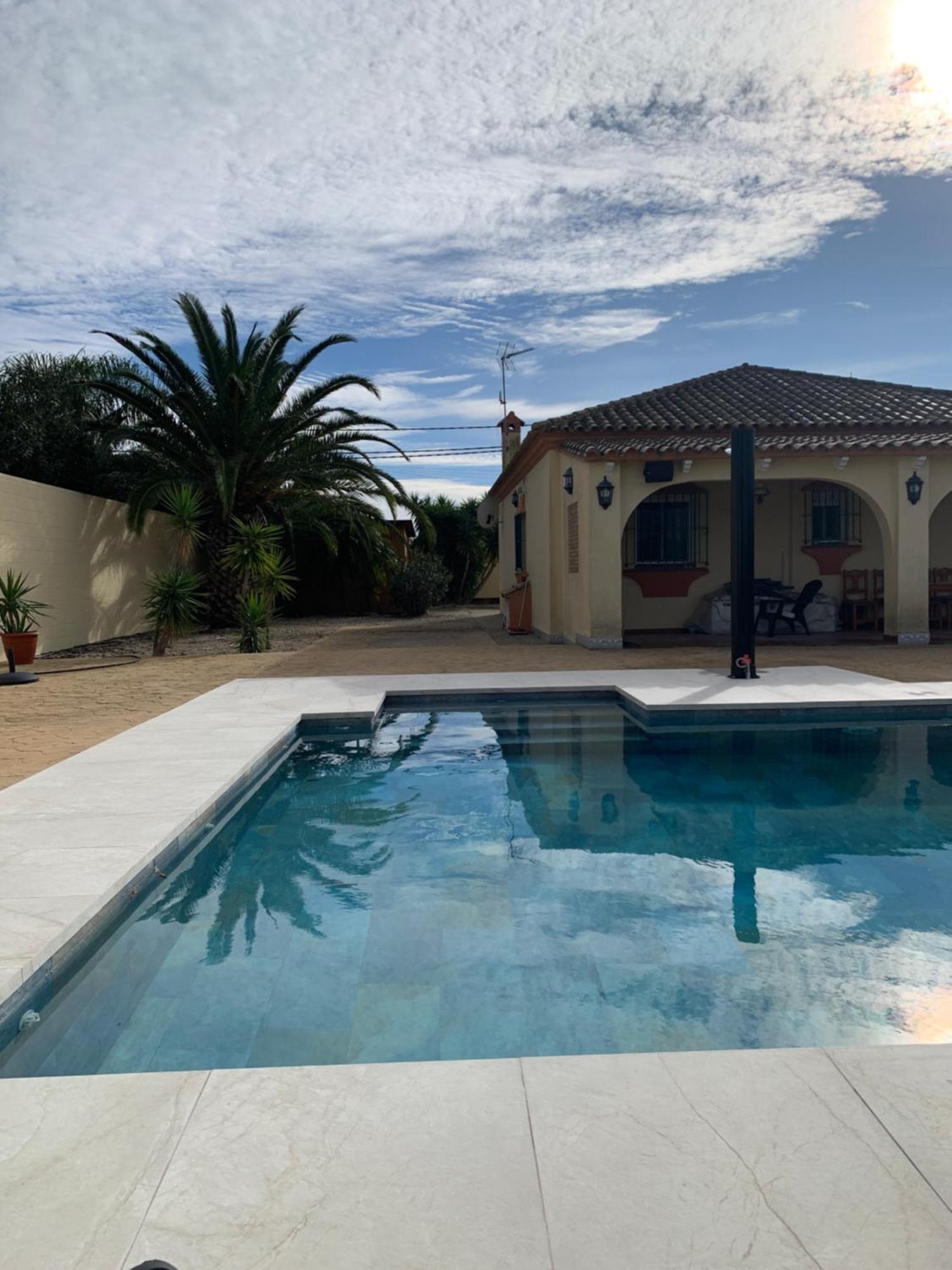 Traumhaus Fuer 6 Personen Mit Spektakulaerem Privaten Pool Und Schoenem Ausblick In Die Natur Hozanejos Luaran gambar