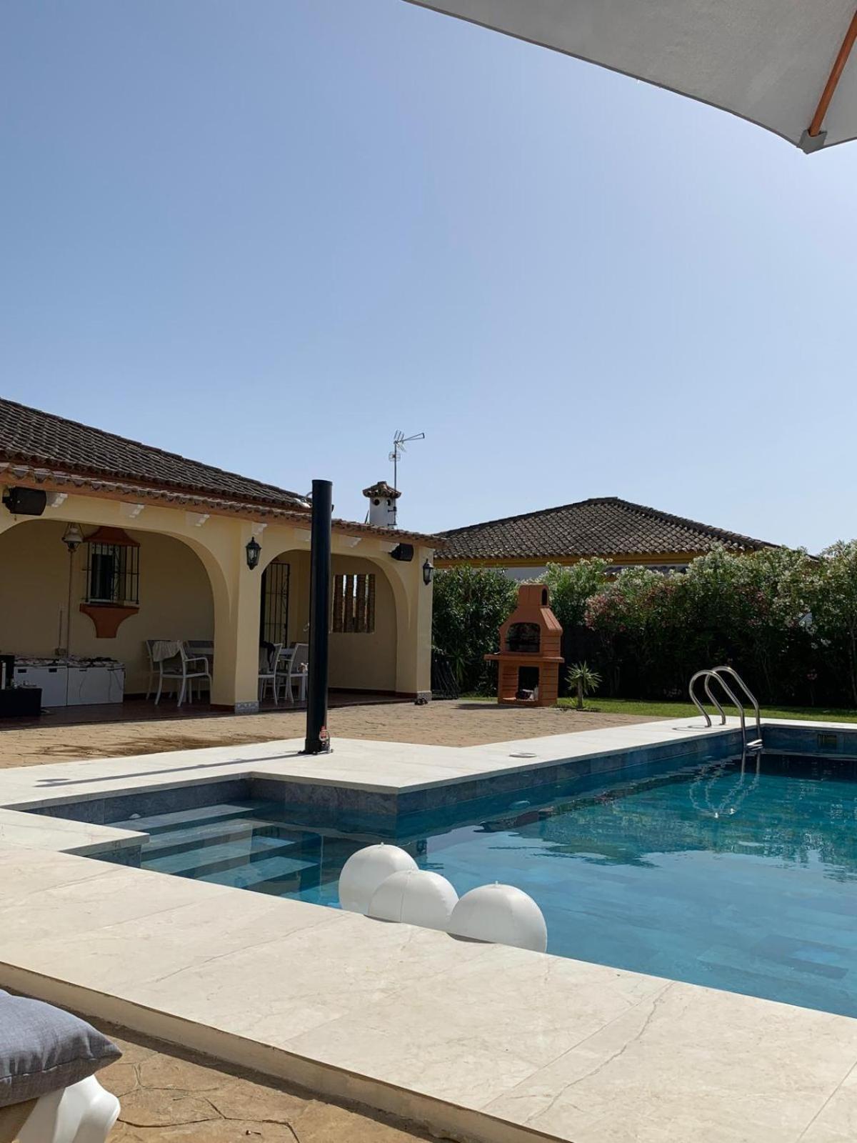 Traumhaus Fuer 6 Personen Mit Spektakulaerem Privaten Pool Und Schoenem Ausblick In Die Natur Hozanejos Luaran gambar